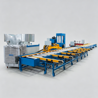 Cama de enfriamiento de extrusión de aluminio 600T 38KW 380V, mesa de desplazamiento PLC, línea de transporte con extractor de estiramiento