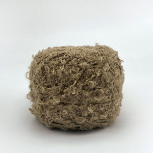 Fil Fantaisie Limité en Mélange 15% Laine Bouclée, 33% Polyester, 30% Nylon pour Tricoter des Chaussettes - Product Image 5