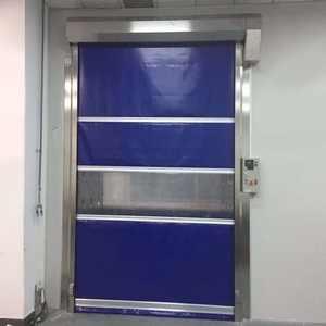 Le volet roulant à fonctionnement rapide est une porte roulante électrique dotée d'un système automatique à télécommande et à capteur - Product Image 1