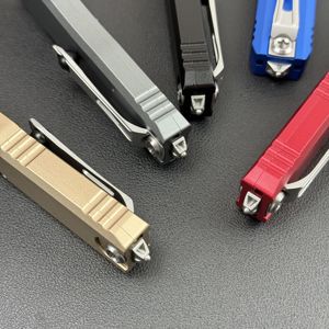 Micro Tech per 85 UTX85 Coltello Pieghevole da Campeggio in Acciaio ad Alto Tenore di Carbonio con Manico in Alluminio per Uso Esterno - Product Image 4