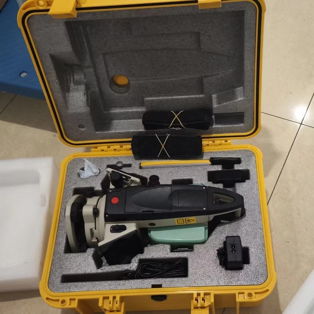 SingularXYZ STSA9 Total Station Sunlight Readable Display Exceptional Performance Chinese Total Station