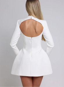 Abiti da Donna Chic Personalizzati 2025, Vestito Corto a Maniche Lunghe con Schiena Scoperta, <span class=keywords><strong>Abito</strong></span> Estivo Elegante a Trapezio, Aderente e Sexy da Discoteca e da Festa - Product Image 3