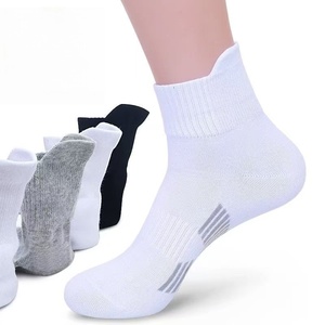 Chaussettes de sport respirantes pour hommes, en coton, couleur unie, basses ou mi-hautes, personnalisables avec logo, vente en gros - Product Image 3