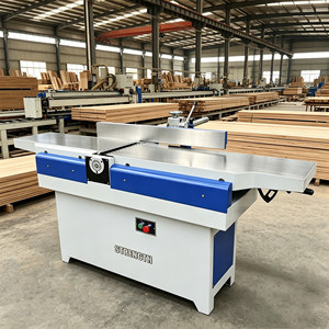 Raboteuse à bois en bois massif avec tête de coupe spirale, table coulissante, moteur haute efficacité et puissance de 2,2 kW pour le travail du bois - Product Image 4