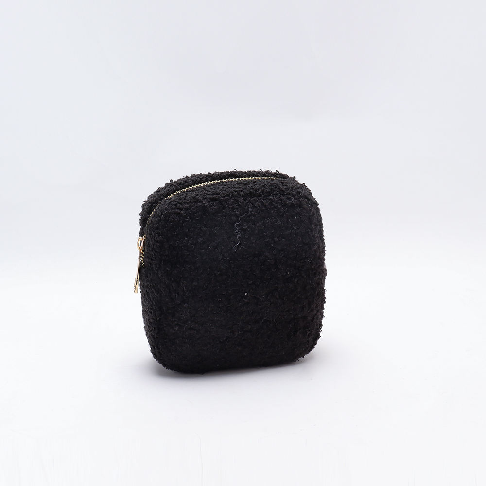 เท็ดดี้แบล็ก