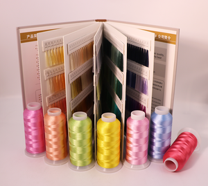 Venta al por mayor 100% rayón viscosa 3500M 120D <span class=keywords><strong>hilo</strong></span> <span class=keywords><strong>de</strong></span> bordar rayón para máquinas <span class=keywords><strong>de</strong></span> bordar - Product Image 3