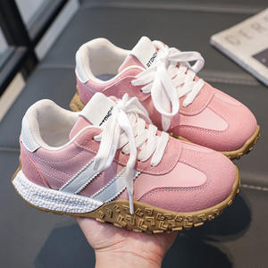 حذاء كاجوال عصري جديد للجنسين للأطفال من عمر 2-12 عامًا نعل ناعم من البولي يوريثلين مقاوم للانزلاق الأكثر مبيعًا نمط صيفي للمشي للربيع والخريف - Product Image 6