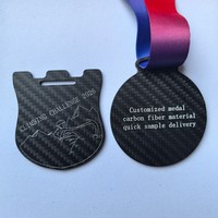 Médailles personnalisées en fibre de carbone véritable, design sur mesure, gravure laser personnalisée, médailles de course RC en fibre de carbone 3K pour souvenirs