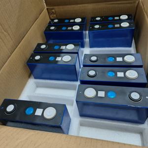 Paket baterai Sodium Ion 3V180AH tahan lama daya Optimal tunggal besar tipe 1500 siklus garansi <span class=keywords><strong>3</strong></span> tahun - Product Image 4