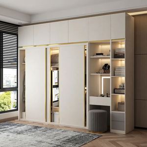 Armoire-penderie sur mesure YALIG avec porte coulissante automatique italienne ouverte - Product Image 3