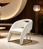 Fauteuil Courbé de Luxe en Velours Blanc avec Décorations Métalliques Dorées et Cristaux, Chaise d'Appoint Rembourrée pour Salon et Villa - Offre Spéciale