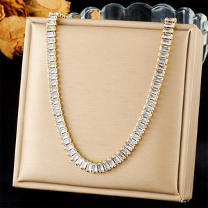Collar de circonita de acero inoxidable chapado en oro de 18 quilates, elegante collar de tenis de circonio negro - Joyería única con encanto al por mayor - Product Image 3