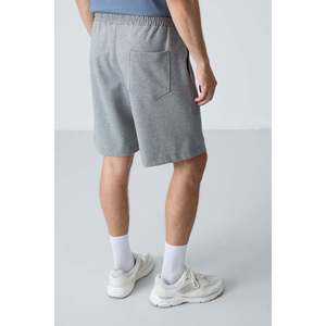 Shorts en coton tricoté mi-long pour homme Air Jones - Gris chiné texturé épais et doux, vêtements de sport décontractés, élastiques et respirants pour tous les jours - Product Image 6