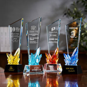 HBL ถ้วยรางวัลคริสตัลรูปมีดแกะสลักออกแบบได้ตามต้องการถ้วยรางวัลคริสตัลเพชรสีรุ้ง - Product Image 1