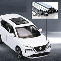 Modèle de SUV Nissan X-Trail en alliage moulé sous pression 1:32 avec roues mobiles, couleur blanc/noir, jouet pour enfants à tirer en arrière, cadeau