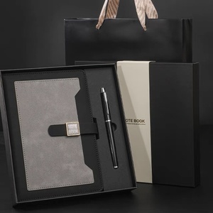 Ensemble de luxe personnalisé 2-en-1 : Carnet classique et stylo – Idéal pour souvenirs de mariage et coffrets cadeaux d'affaires - Product Image 3