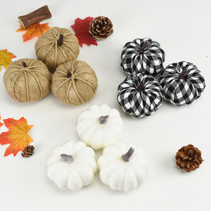 Citrouilles artificielles en mousse pour les décorations d'automne, de Thanksgiving, d'Halloween et de Noël - Respectueuses de l'environnement - Product Image 1