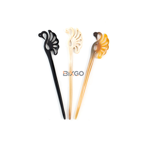 Palillo de Pelo con Forma de Cisne, Hecho a Mano en Vietnam, de Cuerno de Búfalo Natural, Accesorio Único, Estilo Elegante, Unisex - Product Image 2