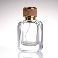 Flacon de parfum cosmétique en verre vide de luxe personnalisé avec pulvérisation couleur or, noir, marron, 30 ml, 50 ml, 100 ml, avec boîte cadeau