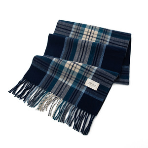 Écharpe longue pour femme, style Noël, rouge, chaude pour l'hiver, en polyester/coton, vente en gros - Product Image 6