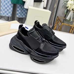 Zapatillas deportivas de estilo punk para hombre, diseño calado, alta calidad, clásicas, más vendidas, a la moda, con suela gruesa y amortiguación. - Product Image 2