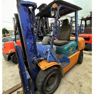 Montacargas Diésel Usado Komatsu de 3 Toneladas 100% Original de Japón, Fd30T-17, Montacargas Komatsu de 3 Toneladas para Granja en Buenas Condiciones - Product Image 1