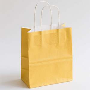 Sacs de shopping en papier kraft de marque, KM 13*8*21cm, réductions en gros, différentes tailles et couleurs - Product Image 1