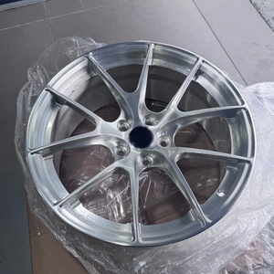 Jantes personnalisées 19 20 21 22 pouces 5x112 5x120 5x114.3 en argent brossé, concaves profondes, forgées pour M3 M4 RS6 - Product Image 3