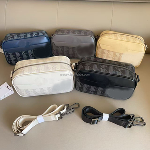 Nuovo <span class=keywords><strong>Zaino</strong></span> Casual da Uomo 2026 alla Moda, Borsa a Tracolla in Pelle con Logo Ricamato, <span class=keywords><strong>Impermeabile</strong></span>, Design Quadrato con Coperchio Ribaltabile - Product Image 6