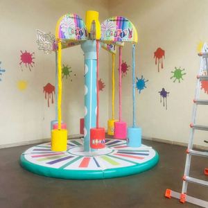 Nouvel équipement de jeu souple électrique de style carrousel, balançoire palmier, manège, équipement de location pour fêtes en aire de jeux intérieure - Product Image 1