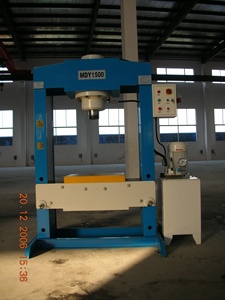 Prensa Hidráulica Industrial MDY2000 de Alta Rigidez, Fácil Operación y Bajo Costo de Mantenimiento, 100 Toneladas, para Metal - Product Image 3