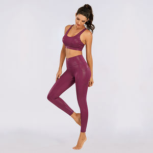 مصنع OEM إمرأة أكتيفيوير طماق لامعة مخصص ارتفاع الخصر السائل طماق لامعة اليوغا اللباس الداخلي مع جيوب - Product Image 5