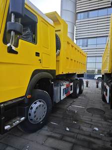 รถบรรทุก SINOTRUCK มือสอง <span class=keywords><strong>6x4</strong></span> แบบดัมพ์ 371 แรงม้า 20 ลูกบาศก์เมตร 30 ตัน พวงมาลัยซ้าย ยูโร 2 ราคาโรงงาน - Product Image 3