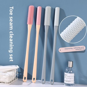 Brosse de lavage des pieds en caoutchouc souple avec brosse à éliminer la kératine et les peaux mortes pour le nettoyage des interstices des orteils - Articles de bain - Product Image 4
