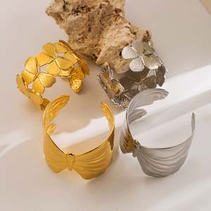 Chic Papillon En Acier Inoxydable Manchette Bracelets Bracelets Exagéré Plaqué Or Chunky Large Ouvert Bracelets Bijoux Étanches - Product Image 3