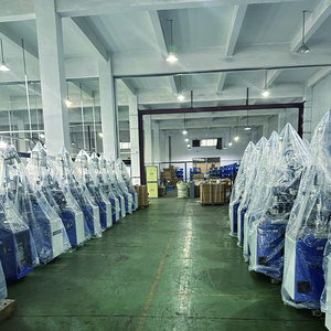 Macchina Automatica per la Produzione di Guanti RFG-X Ruifeng, 610-720 Pezzi/Giorno, 220V - Product Image 4