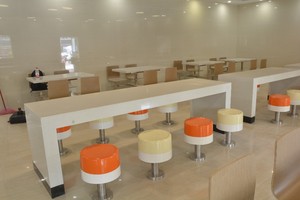 Thương mại Rắn bề mặt canteen bàn ghế cho Mỹ cao trường - Product Image 4