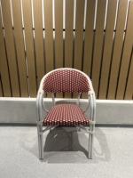 Ensemble table et chaises de salle à manger VANGARDEN en pierre frittée légère pour extérieur, résistant à l'eau, commercial, personnalisable pour villa, cour, résistant à l'usure