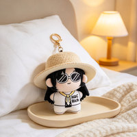 Porte-clés en peluche mini anime personnalisé 7 cm, figurine en peluche, pendentif personnalisé avec tenue, personnage en peluche, marchandises OEM ODM