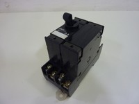 Pelindung Sirkuit Cp32e/3wp Bekas # 46659 Set Lengkap Aksesoris PLC Industri: Sensor / Kontaktor / Relay, Umum