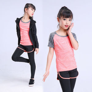 Conjunto Deportivo Personalizado OEM para Niñas - Traje de Yoga Rosa de Secado Rápido con Pantalones Cortos y Manga Corta para Danza y Running, Venta al Por Mayor de Fábrica - Product Image 1
