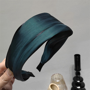 إكسسوارات شعر ساتان تألق بلون واحد على الطراز الكوري حرير لامع أنيق للنساء بحافة واسعة عصابة رأس قماشية للبيع - Product Image 6