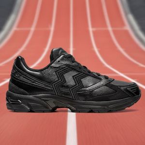 รองเท้าวิ่งแบบผูกเชือก สวมใส่สบาย ดีไซน์สปอร์ต หน้าผ้าหนังแก้ว ซับในตาข่าย พื้นยางกันลื่น ระบายอากาศได้ดี ป้องกันกลิ่น - Product Image 5