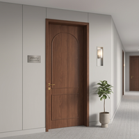 Armoire en bois massif à panneaux encastrés en noyer foncé, style industriel, pour chambre à coucher, avec porte intérieure pour gîte