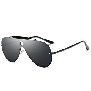 Gafas de Sol con Protección UV Ligera 2024, Gafas de Sol Polarizadas Deportivas de Ciclismo con Logotipo Personalizado de Alta Calidad para Hombre - Product Image 1