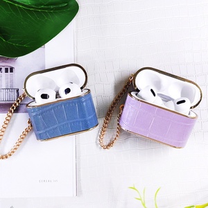 Étui pour AirPods à motif crocodile cylindrique, TPU+PU résistant aux chocs et anti-rayures avec cordon - Product Image 4