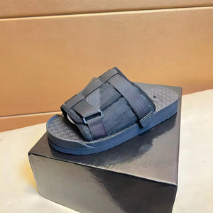 Chaussures de créateur de haute qualité, marque de mode, sandales pour hommes, printemps-été, avec boucle de ceinture jacquard à lettres, tongs imperméables d'extérieur - Product Image 1