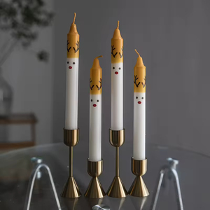 Venta al por mayor de fábrica: Velas cónicas clásicas europeas sin humo de 20 cm con diseño de Cascanueces, velas navideñas con estampado divertido. - Product Image 3