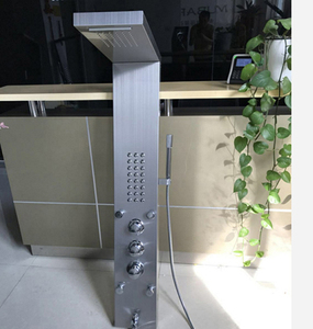 Baño <span class=keywords><strong>italiano</strong></span> <span class=keywords><strong>ducha</strong></span> termostática de paneles de pared de acero inoxidable <span class=keywords><strong>ducha</strong></span> <span class=keywords><strong>Panel</strong></span> 4 Forma de estilo <span class=keywords><strong>italiano</strong></span> chorros de cuerpo - Product Image 5