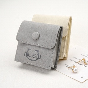 <span class=keywords><strong>2026</strong></span> microfibre personnalisé bijoux emballage sac Bracelet collier boîte bouton pression microfibre bijoux pochette - Product Image 4
